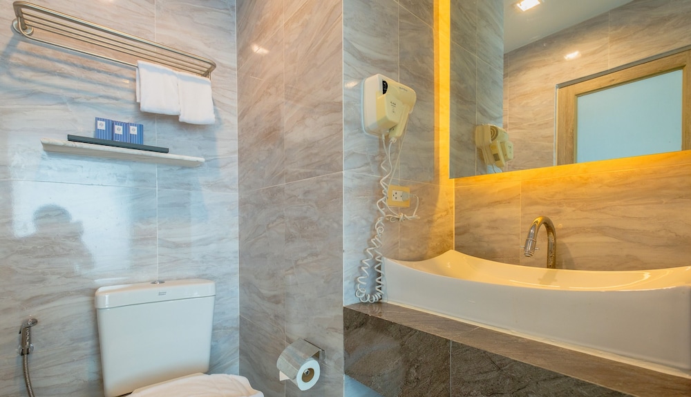 So Boutique Pattaya Hotel and Residences 23/28
