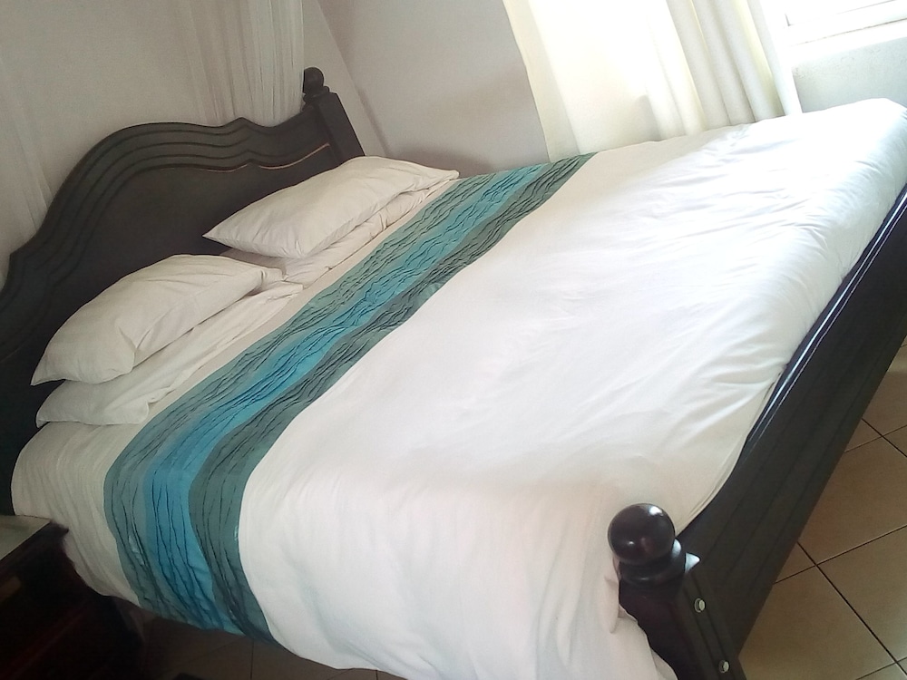 New Scroll Inn Hotel 22/50