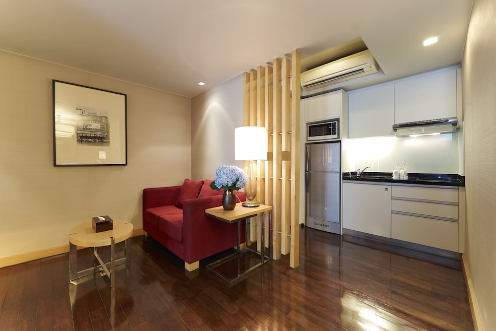 SORA Resort & Suites Sukhumvit 52/73