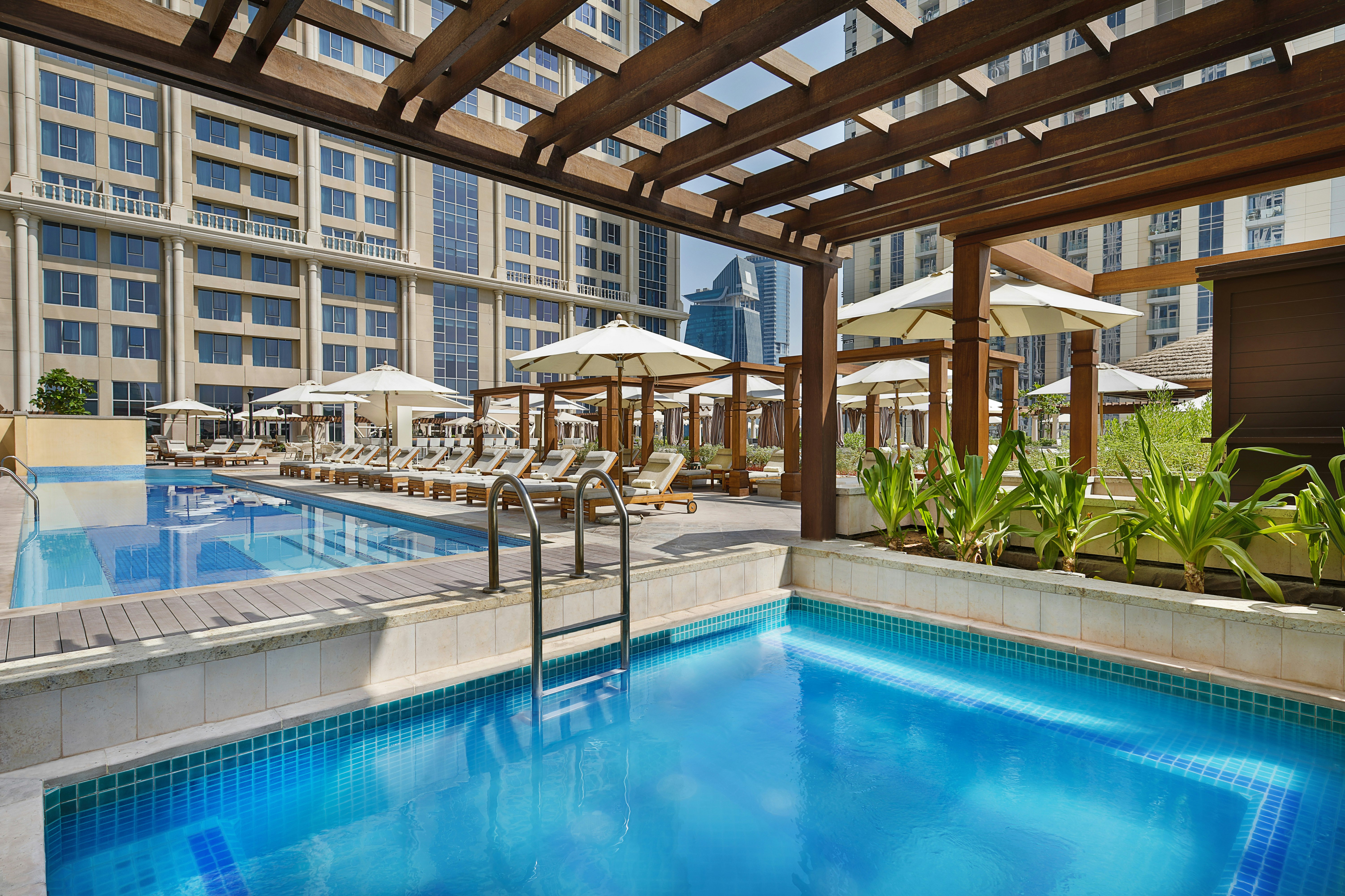 swimming pool spa