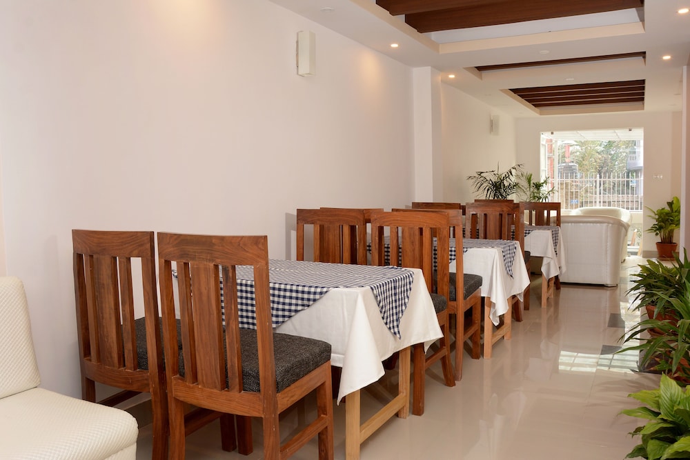 Lemon Tree Hotel 36/44