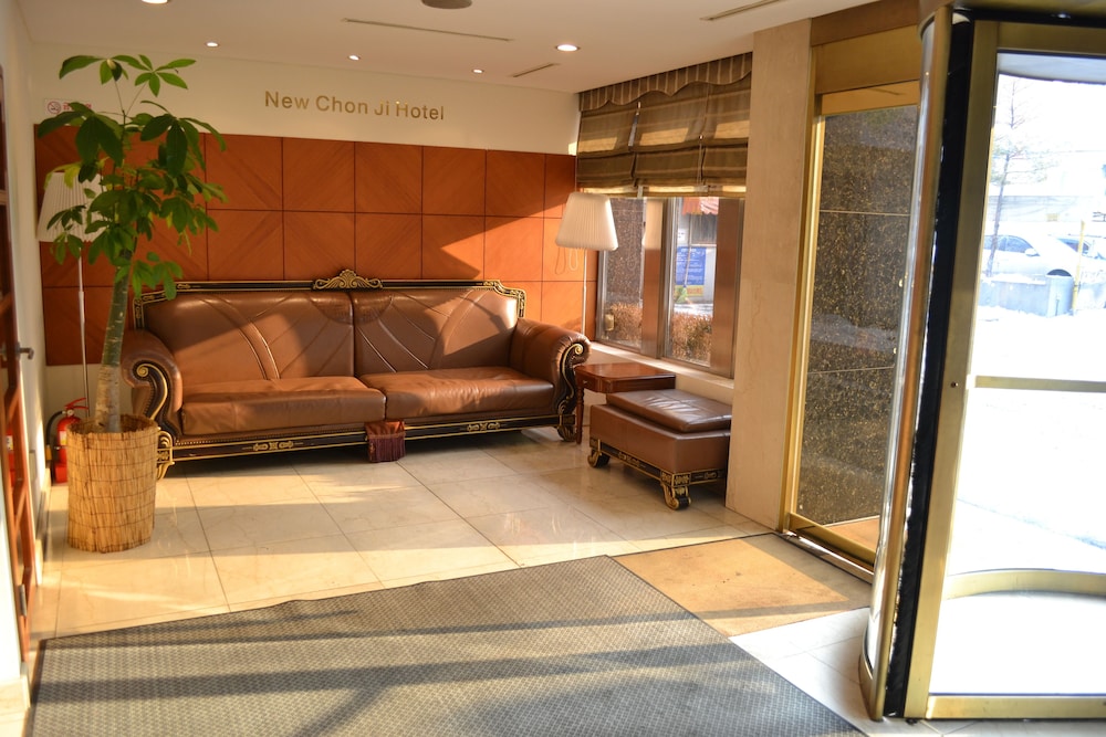 New Chonji Hotel 12/66