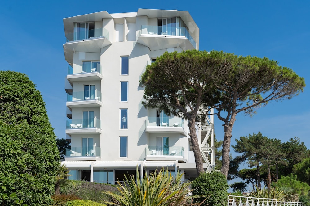 Hotel Garden Sea 62/66