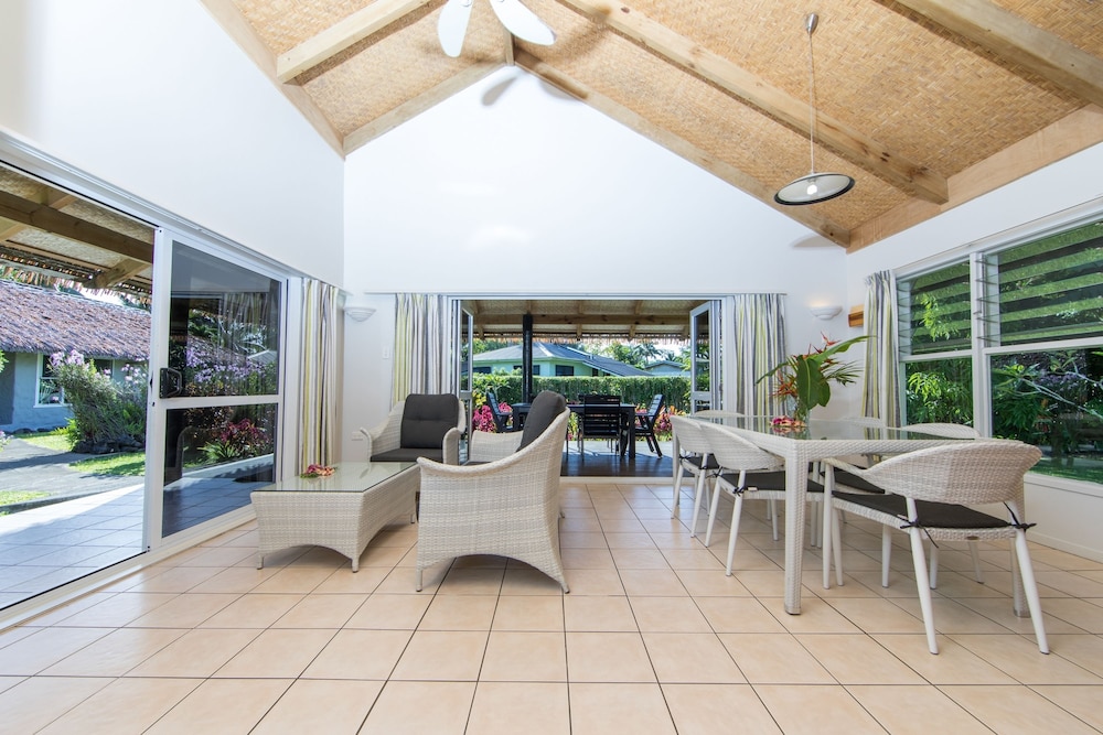 Lagoon Breeze Villas Formerly Lagoon Lodges 46/75