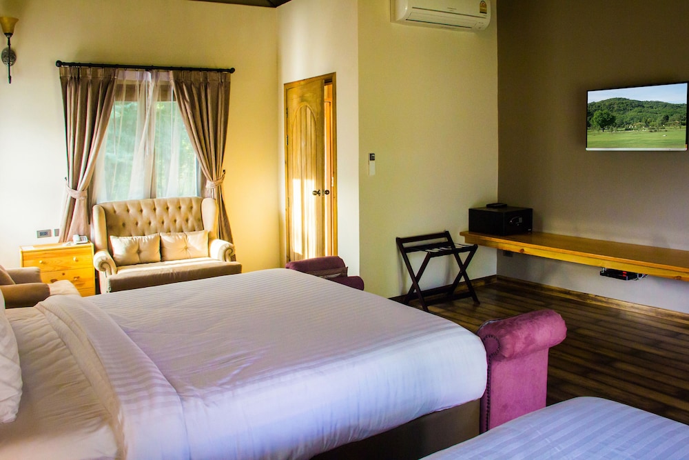 Mela Garden Retreat Cottage 25/75