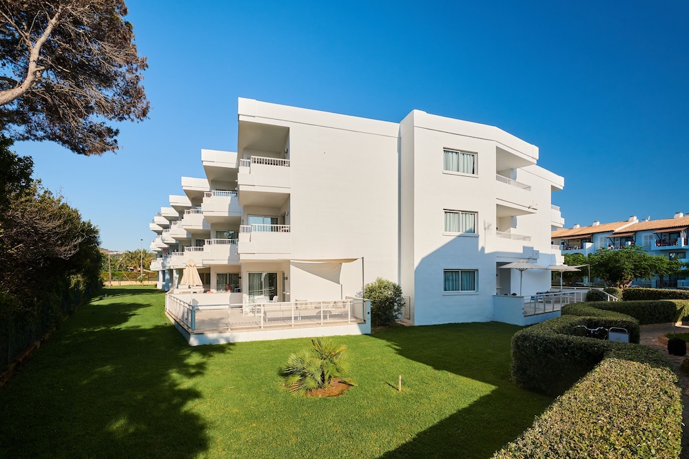 Hipotels Apartamentos Cala Bona 47/56