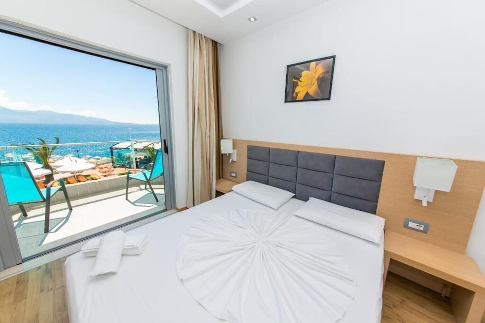 Hotel Saranda Palace 29/70