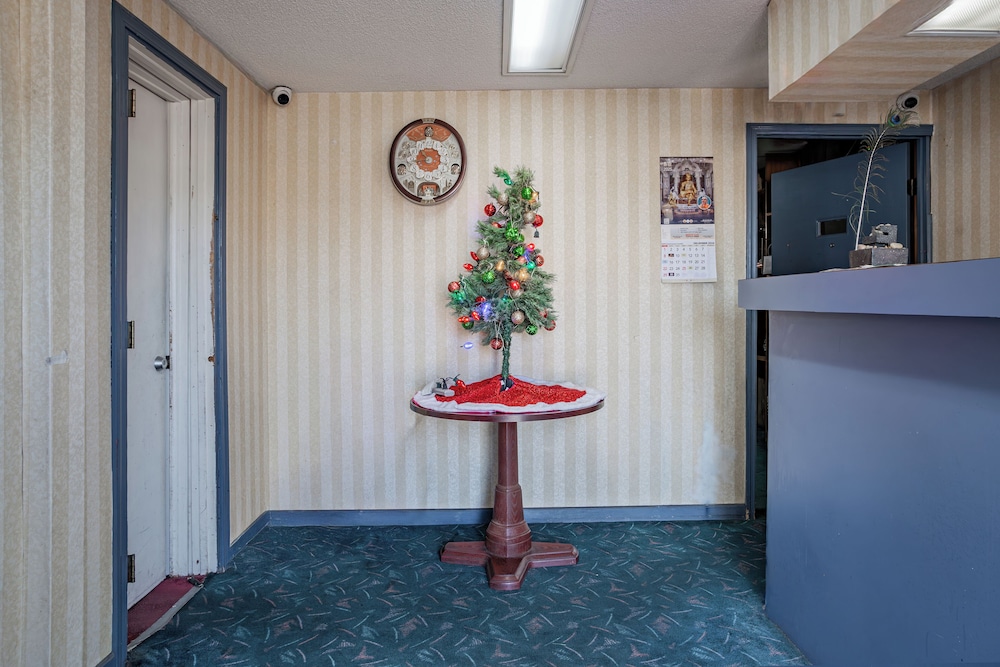 Southern Inn By OYO Walterboro I-95 10/29