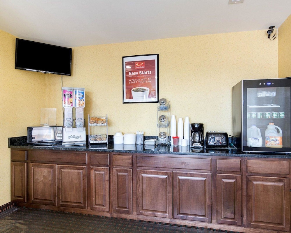 Econo Lodge Fredericksburg Near I-95 35/44