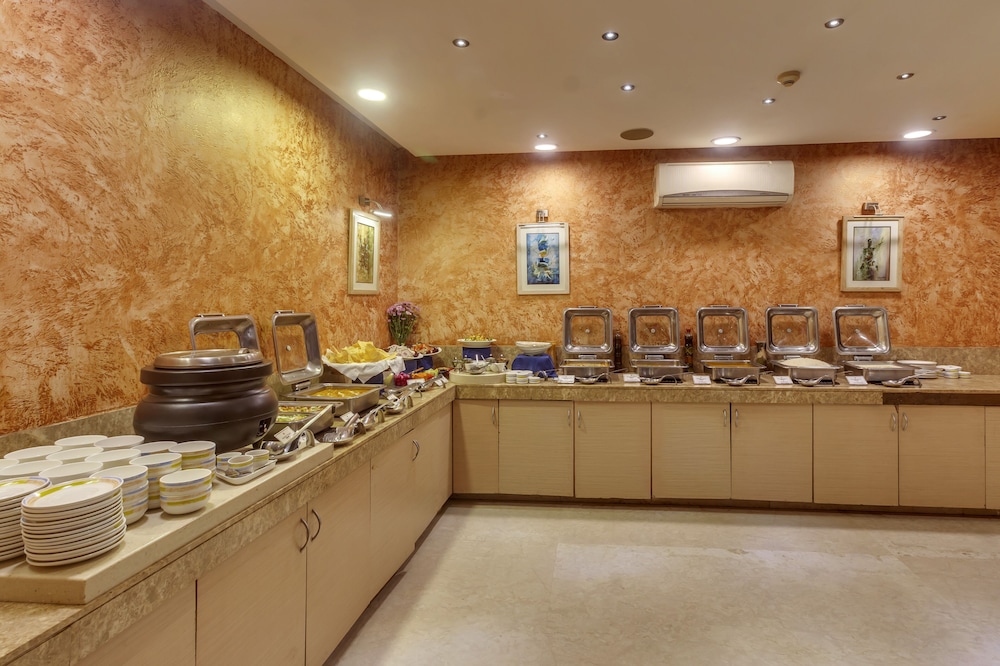 Golden Tulip New Delhi - Hari Nagar 18/38