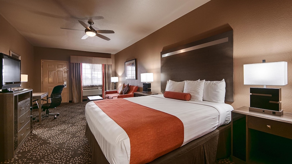 Best Western Executive Inn El Campo 14/32