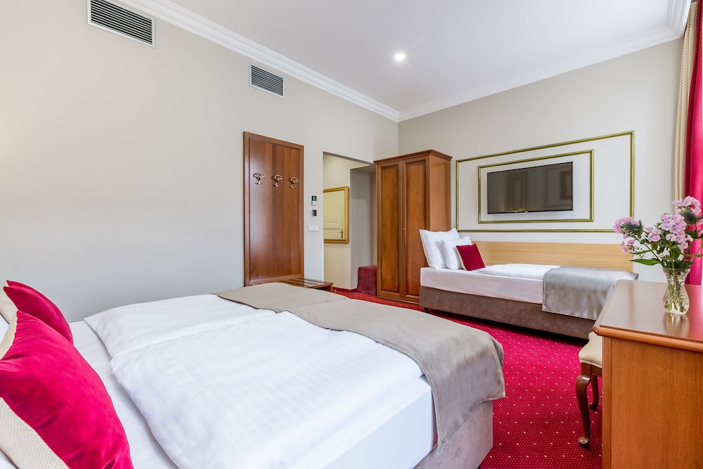 Caruso Old Town Hotel 37/77