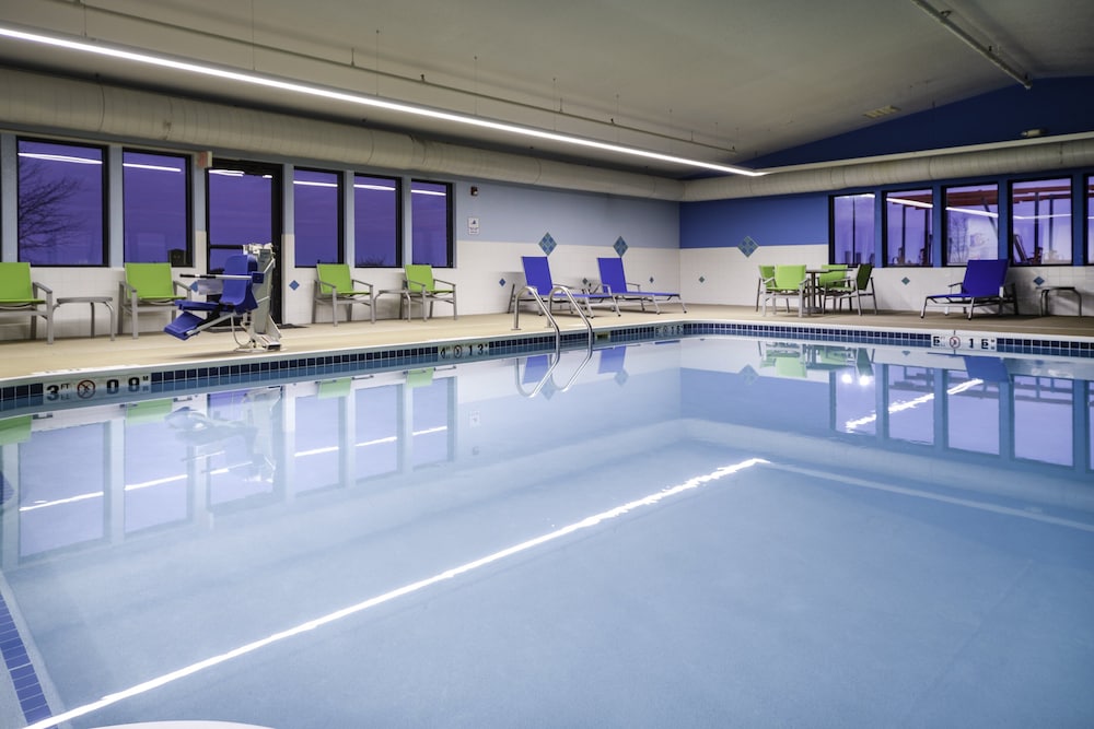 HOLIDAY INN EXPRESS ROCHELLE 6/71