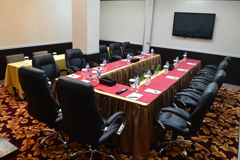 Grand Asmat Hotel and Convention Center 50/63