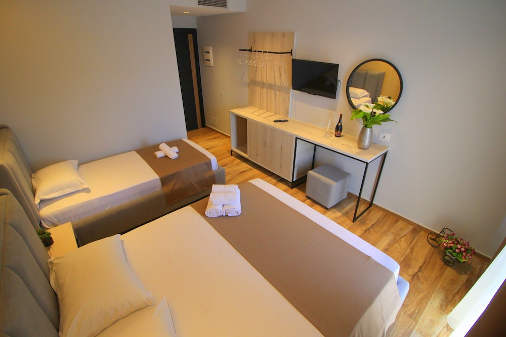 Hotel Citrus 25/37