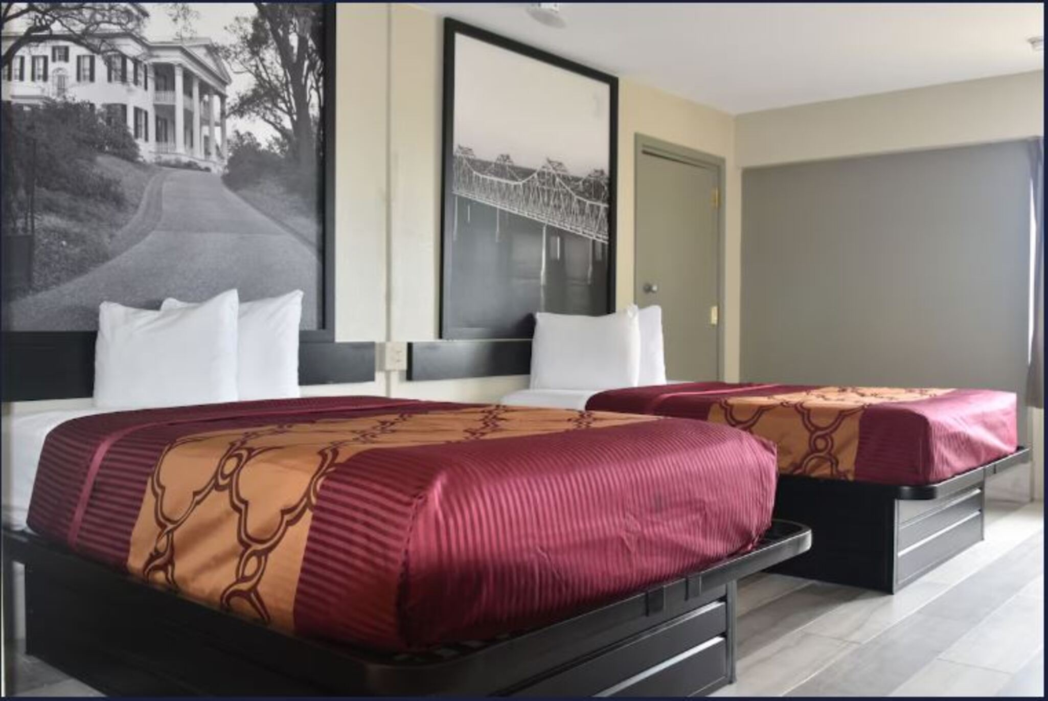 EXTERIOR, 2 DOUBLE BEDS, SMOKING
