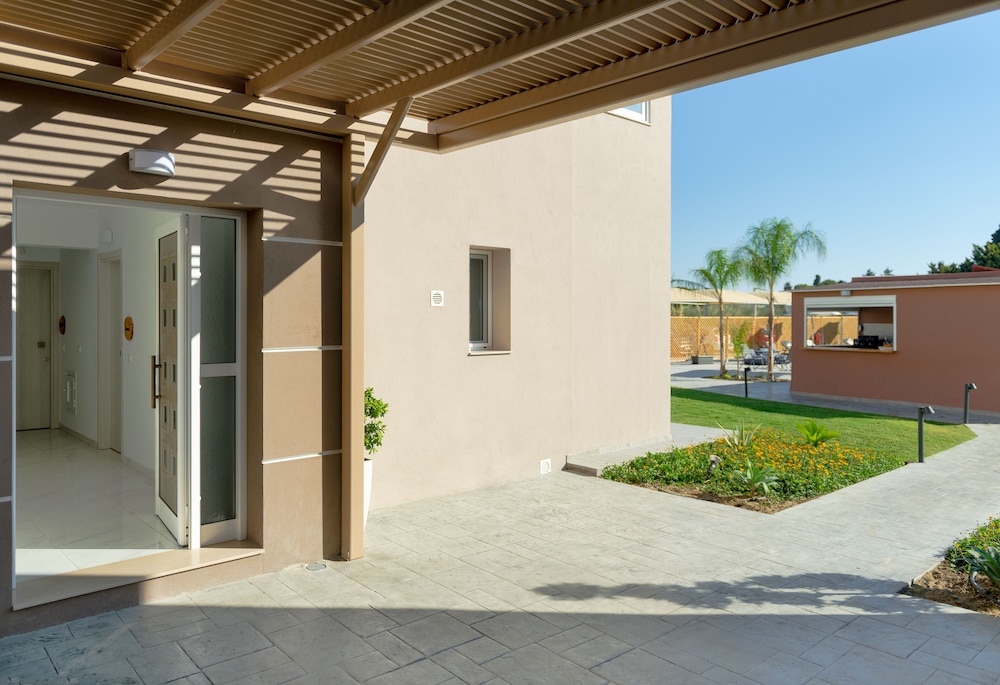 L&C Boutique Apartments 3/46