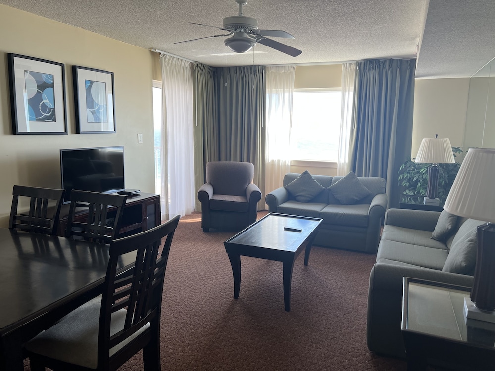 Princess Royale Oceanfront Resort 48/79
