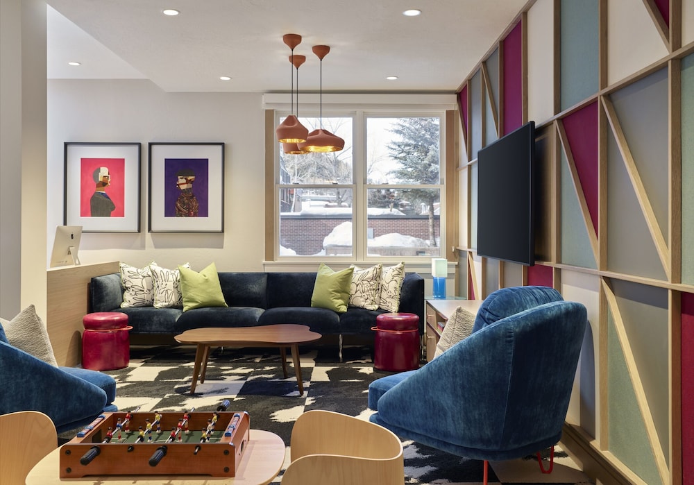 Limelight Hotel Aspen 46/74