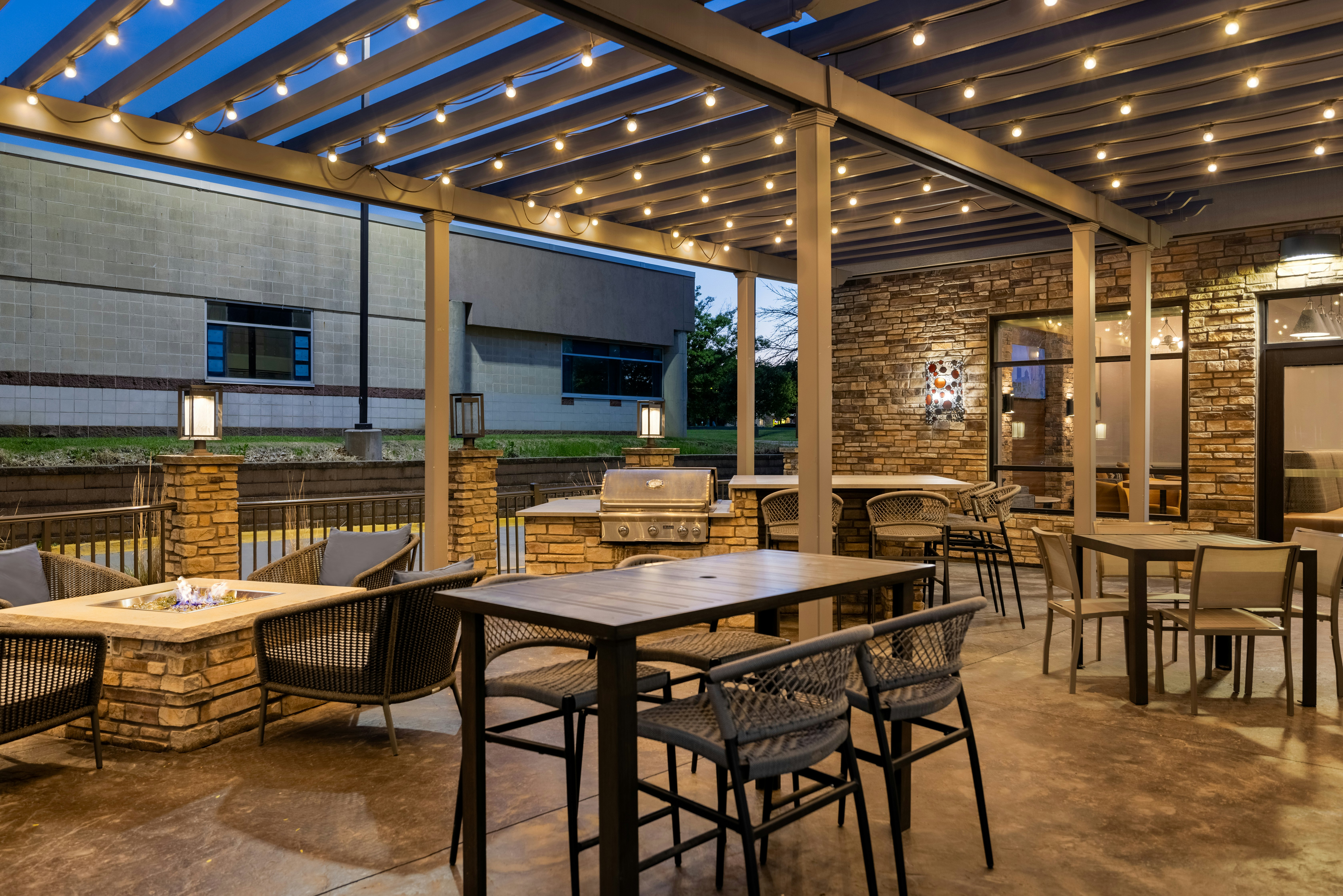 HOMEWOOD SUITES BY HILTON ANKENY 12/21
