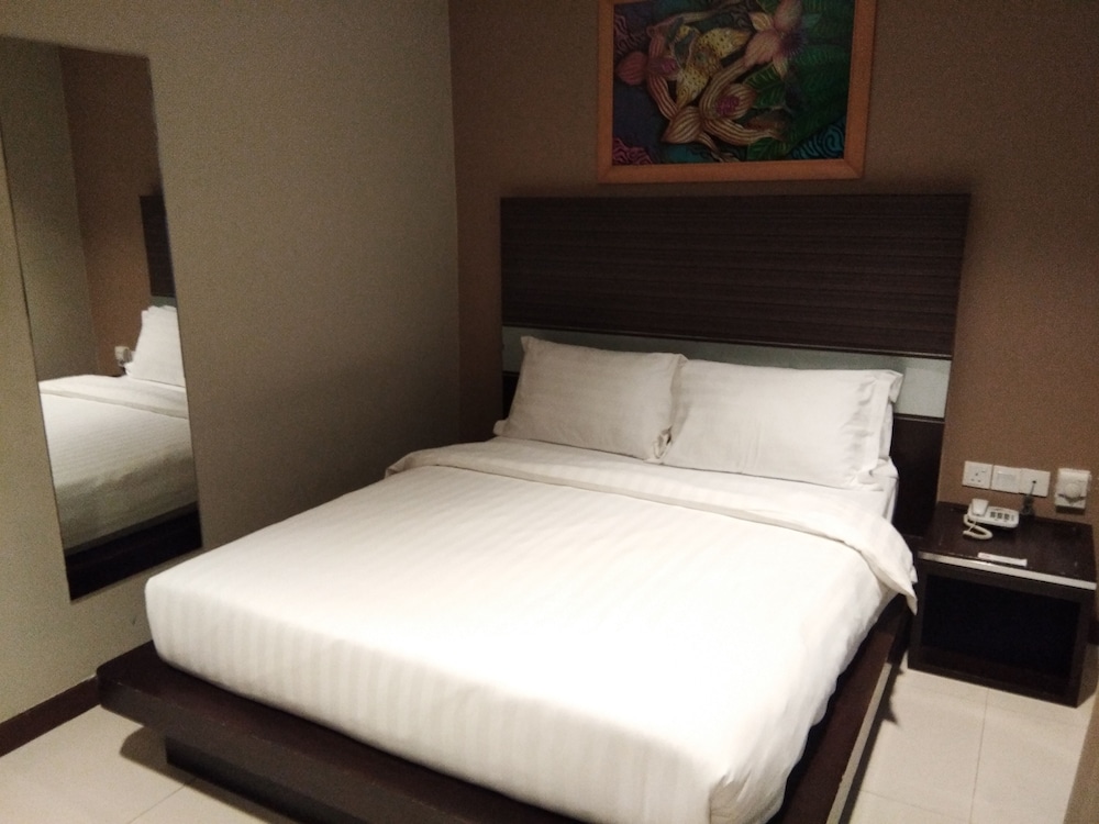 Kinabalu Daya Hotel 21/72