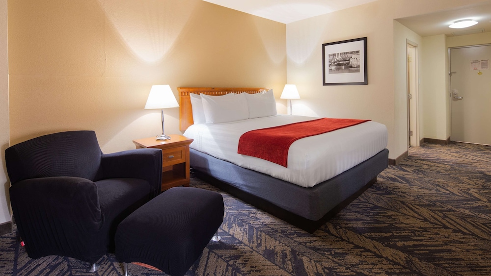 Best Western Plus Bayside Inn 16/39