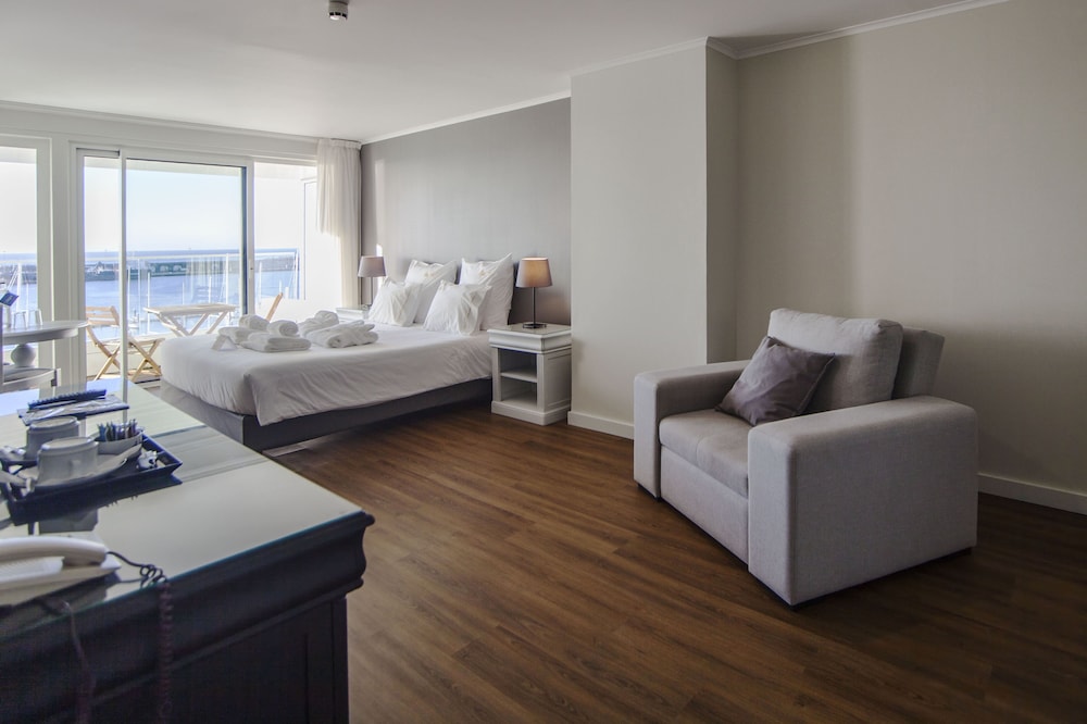 Hotel Gaivota Azores 50/72