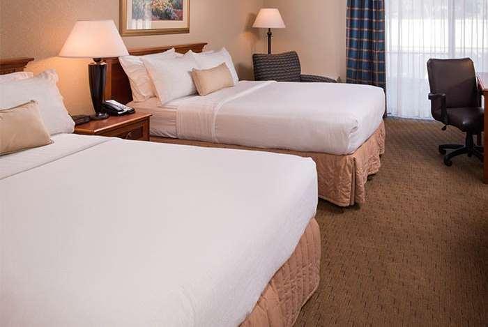 Superior, 2 Double Beds, Pool Side