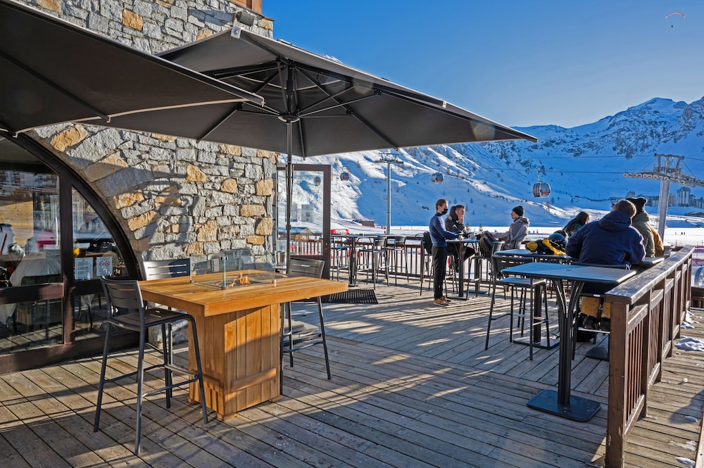 Le Levanna Hotel Restaurant 50/67