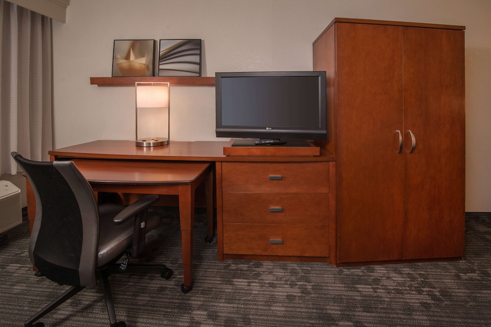 Sonesta Select Arlington Rosslyn 37/40
