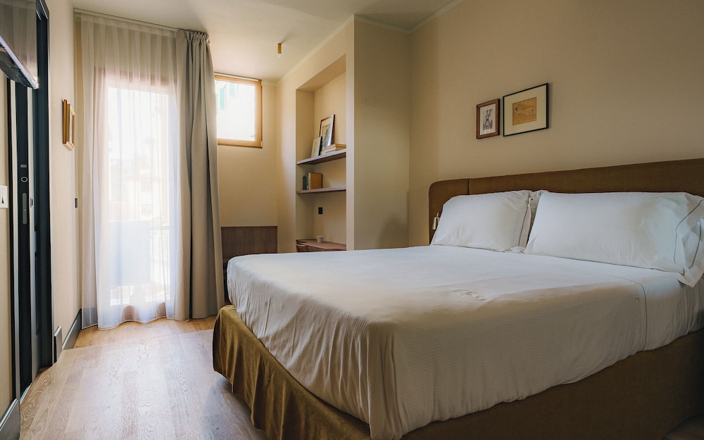 C-Hotels Diplomat 9/69