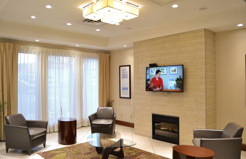 Amenida Residences Calgary 28/44
