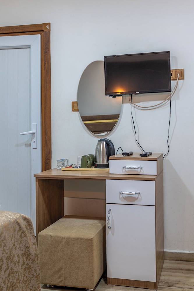 Laos Otel 10/50