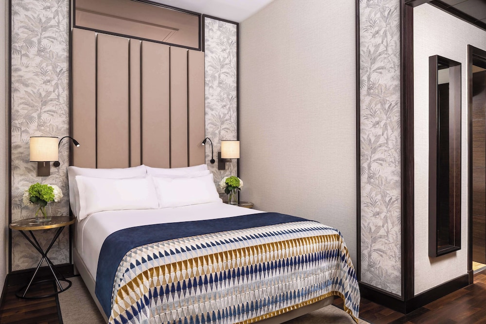 DELUXE, SINGLE, DOUBLE BED