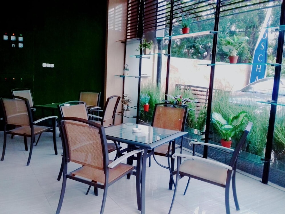 Moscha Hotel 22/32