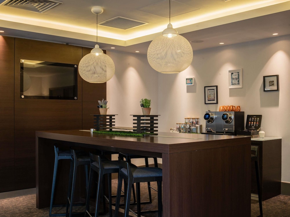 Novotel London Brentford 68/79