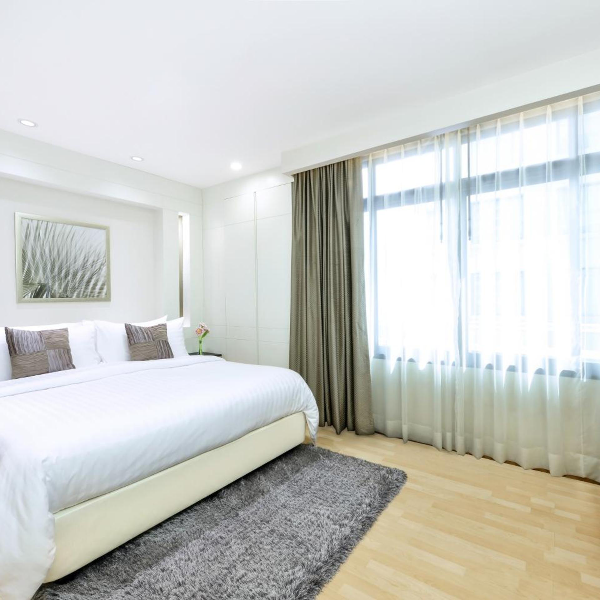 Executive, Suite, Balcony