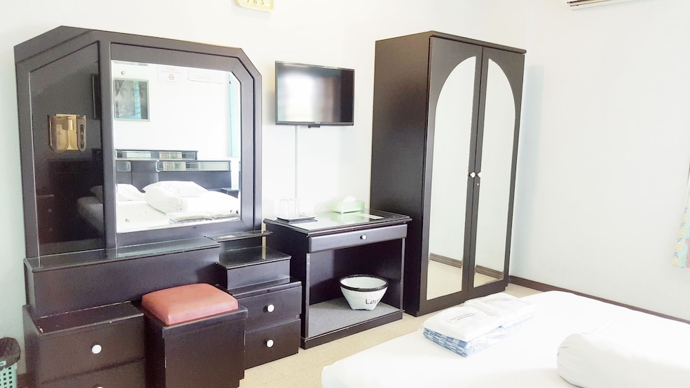Pondok Asri Family Guest House 12/53