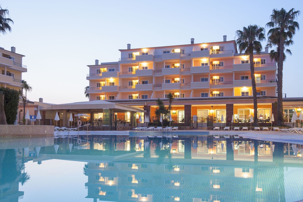 Vitors Plaza in PORTIMAO