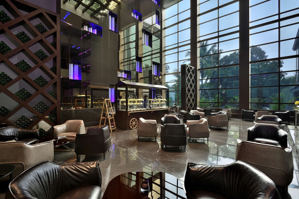 Radisson Blu Atria Bengaluru 50/76