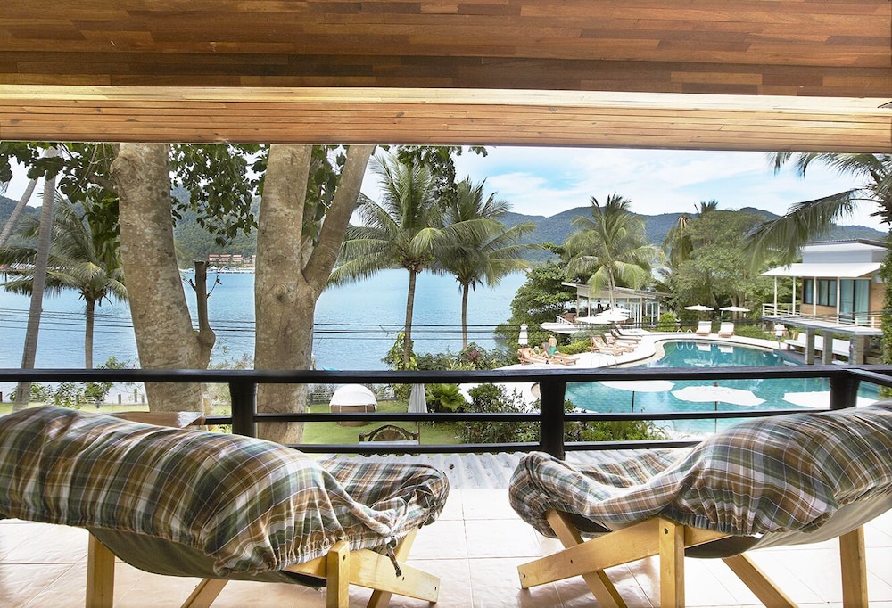 Resolution Resort 28/71