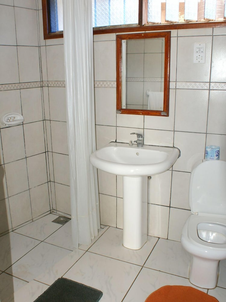 Morogoro Hotel 49/50