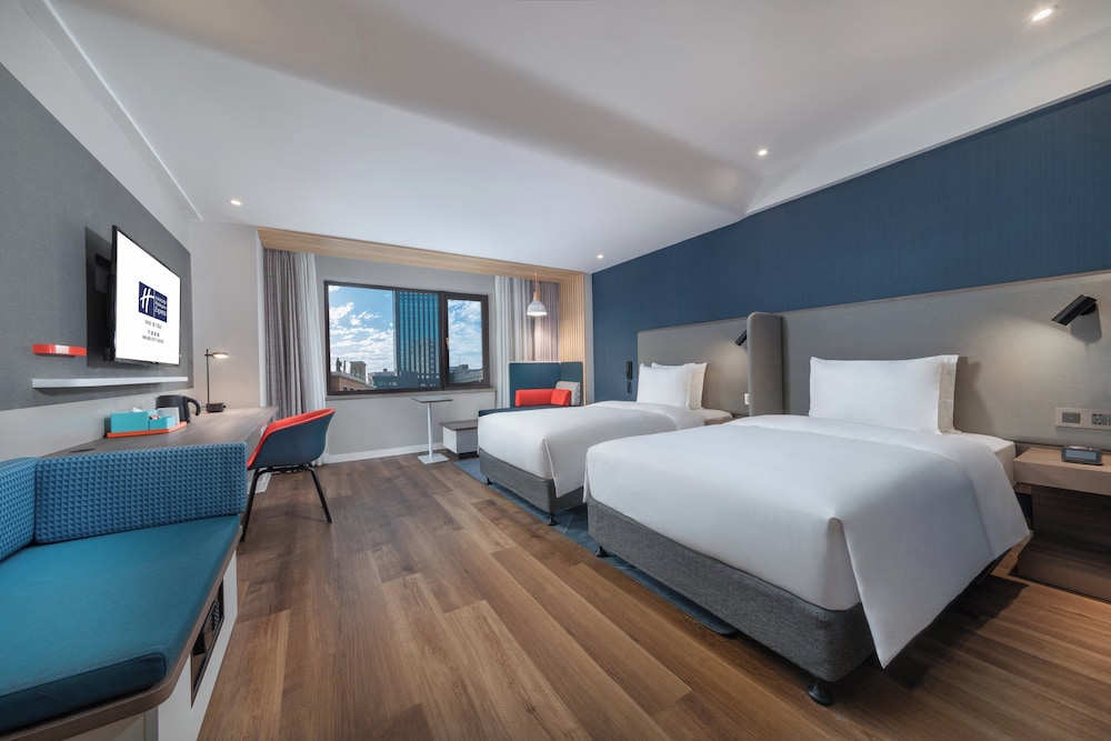 Standard, 2 Double Beds, Extra Floor Space