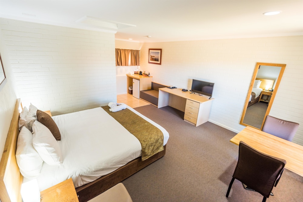Hospitality Carnarvon, SureStay Collection By Best Western 12/54