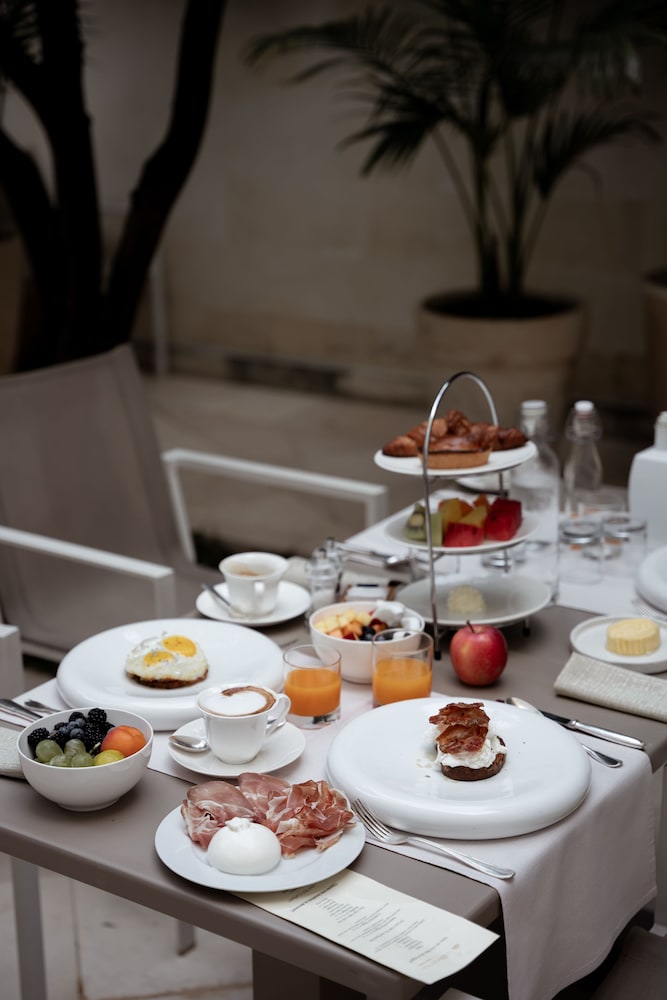 La Fiermontina Luxury Home Hotel 63/77