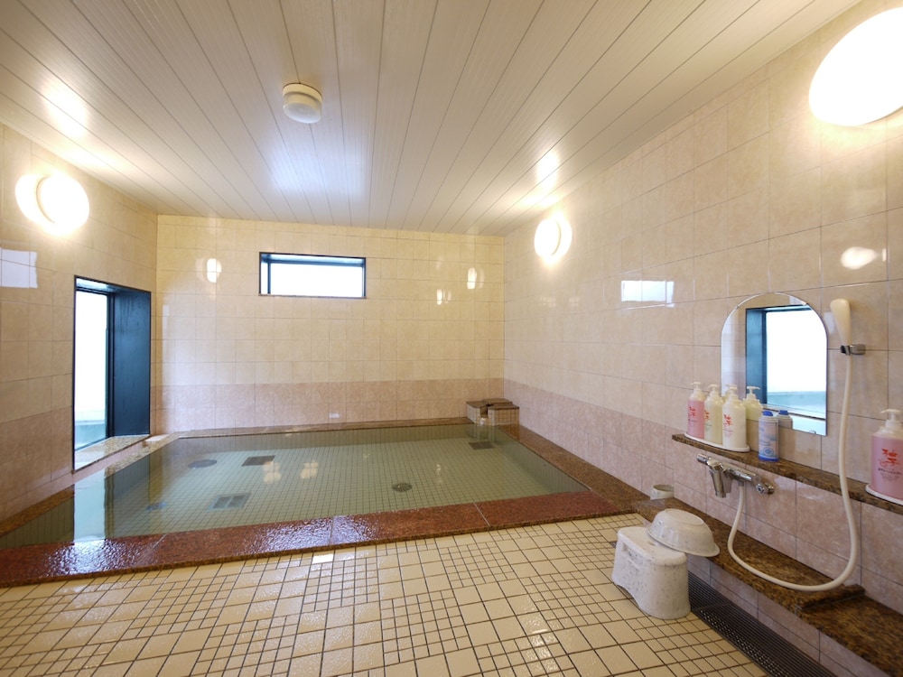 Hotel Route-Inn Niihama 38/63