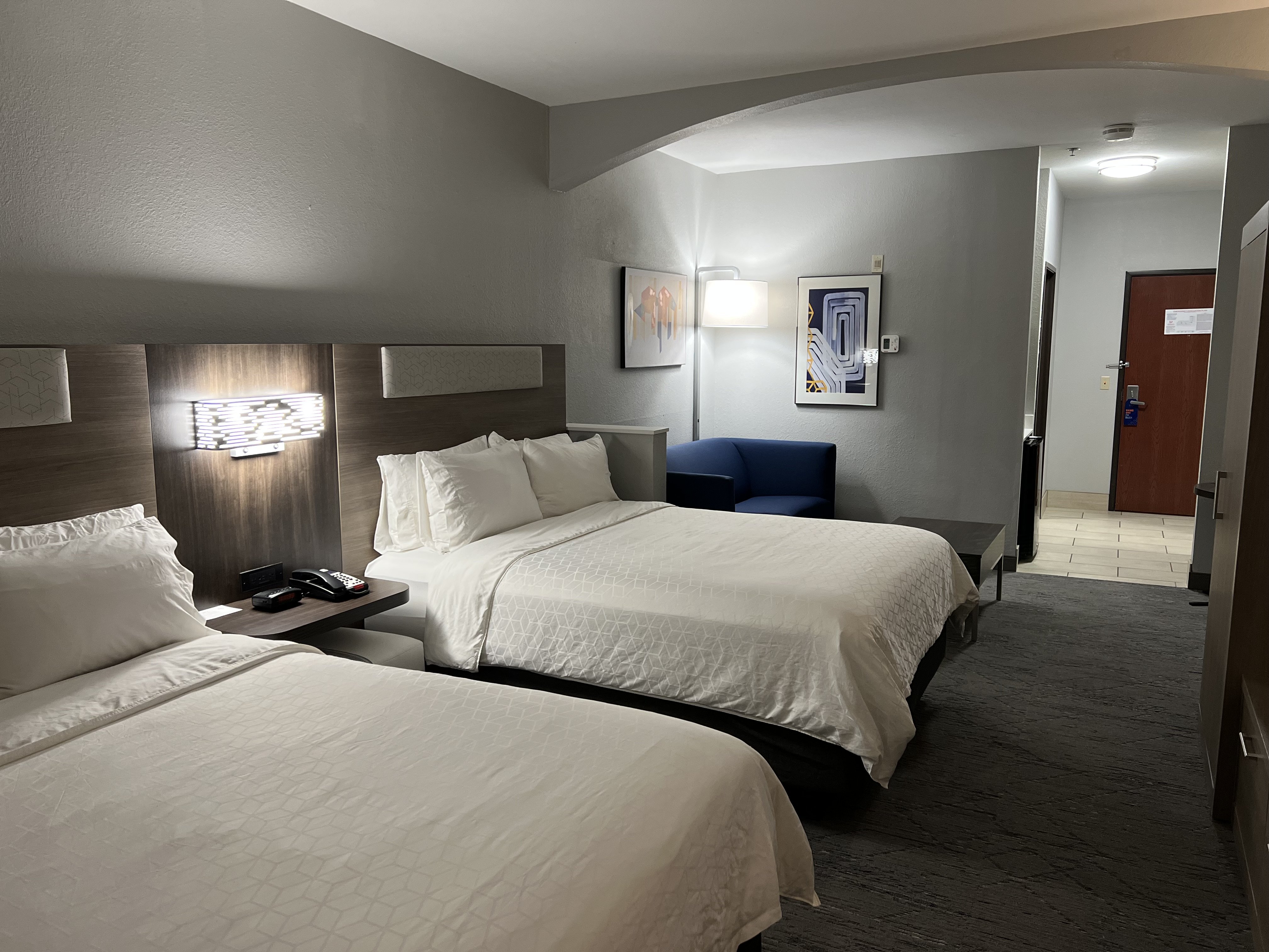 suite, 2 queen beds