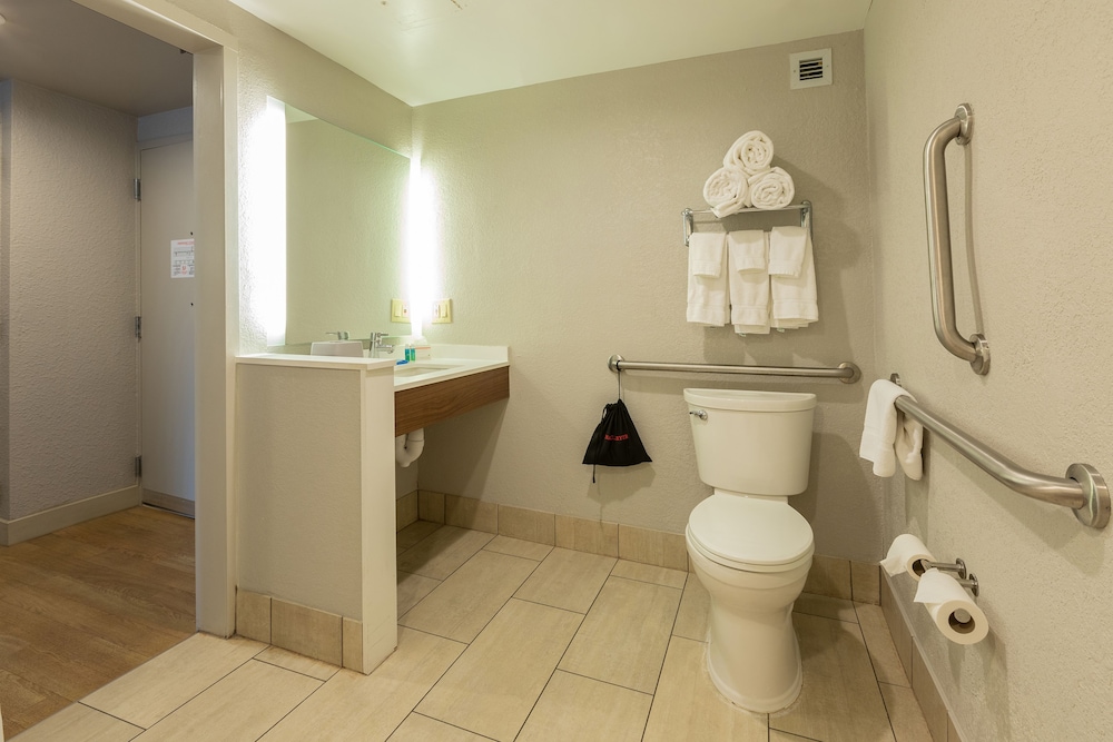 Holiday Inn Express New Orleans Dwtn - Fr Qtr Area 19/52