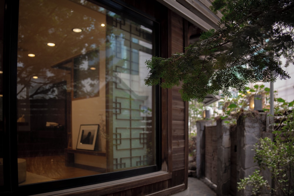 Hanso Presidential Suite Hanok Hotel 1/48
