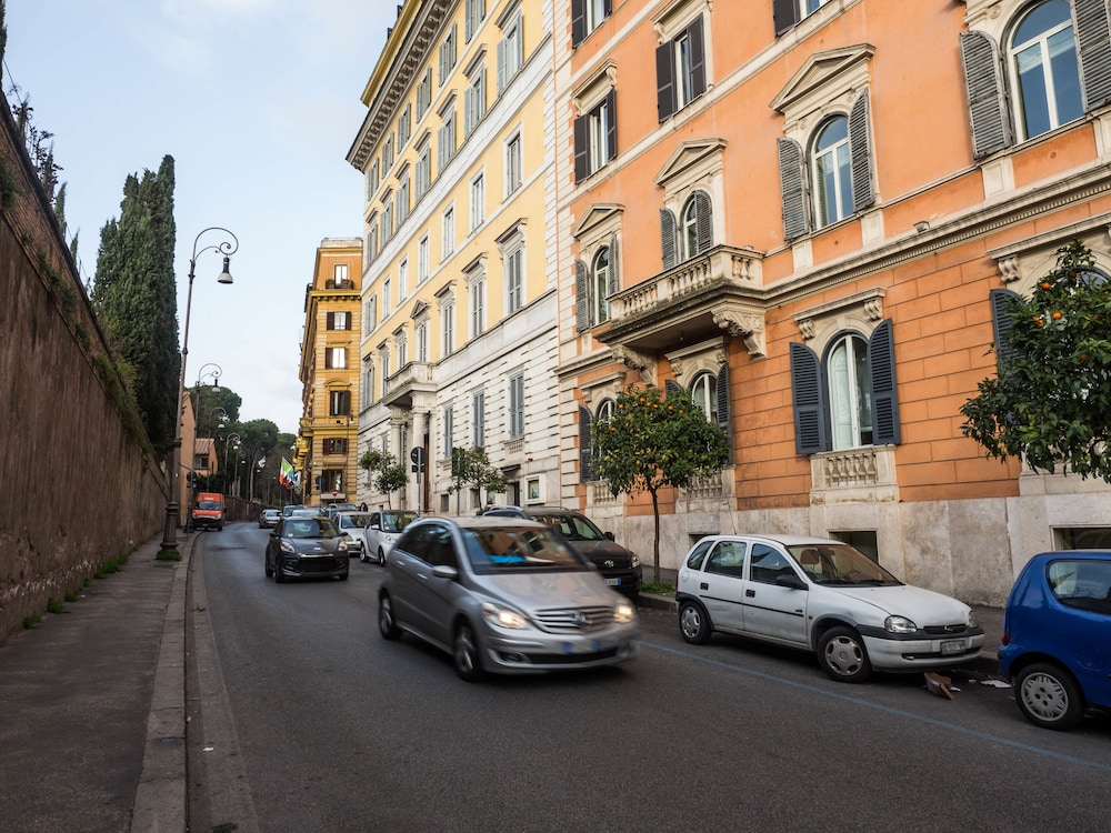 Operà Suites Roma 43/53